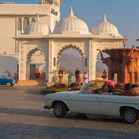 Radisson Blu Udaipur Palace Resort & Spa 外观 照片