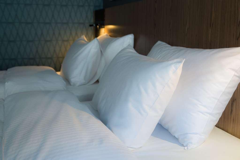 Radisson Blu Udaipur Palace Resort & Spa 客房 照片